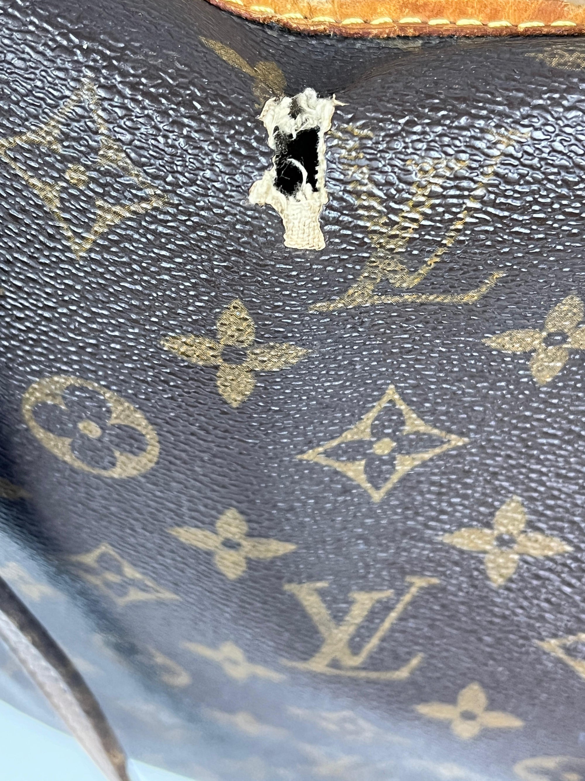 Louis Vuitton Neverfull Shopper