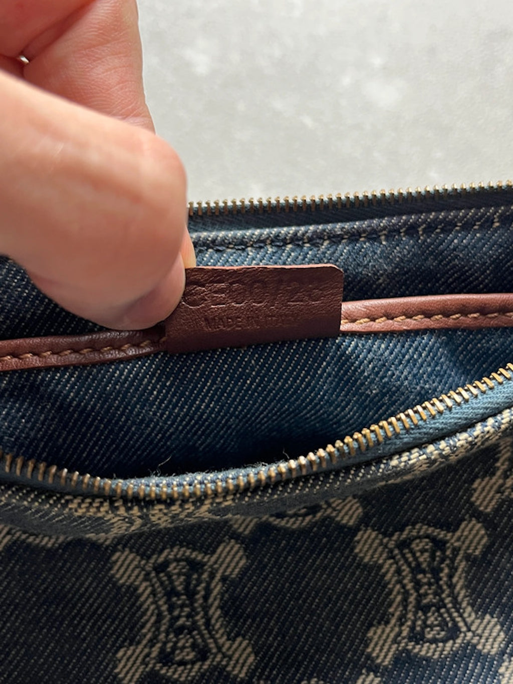 Céline Triumph Clutch Vintage