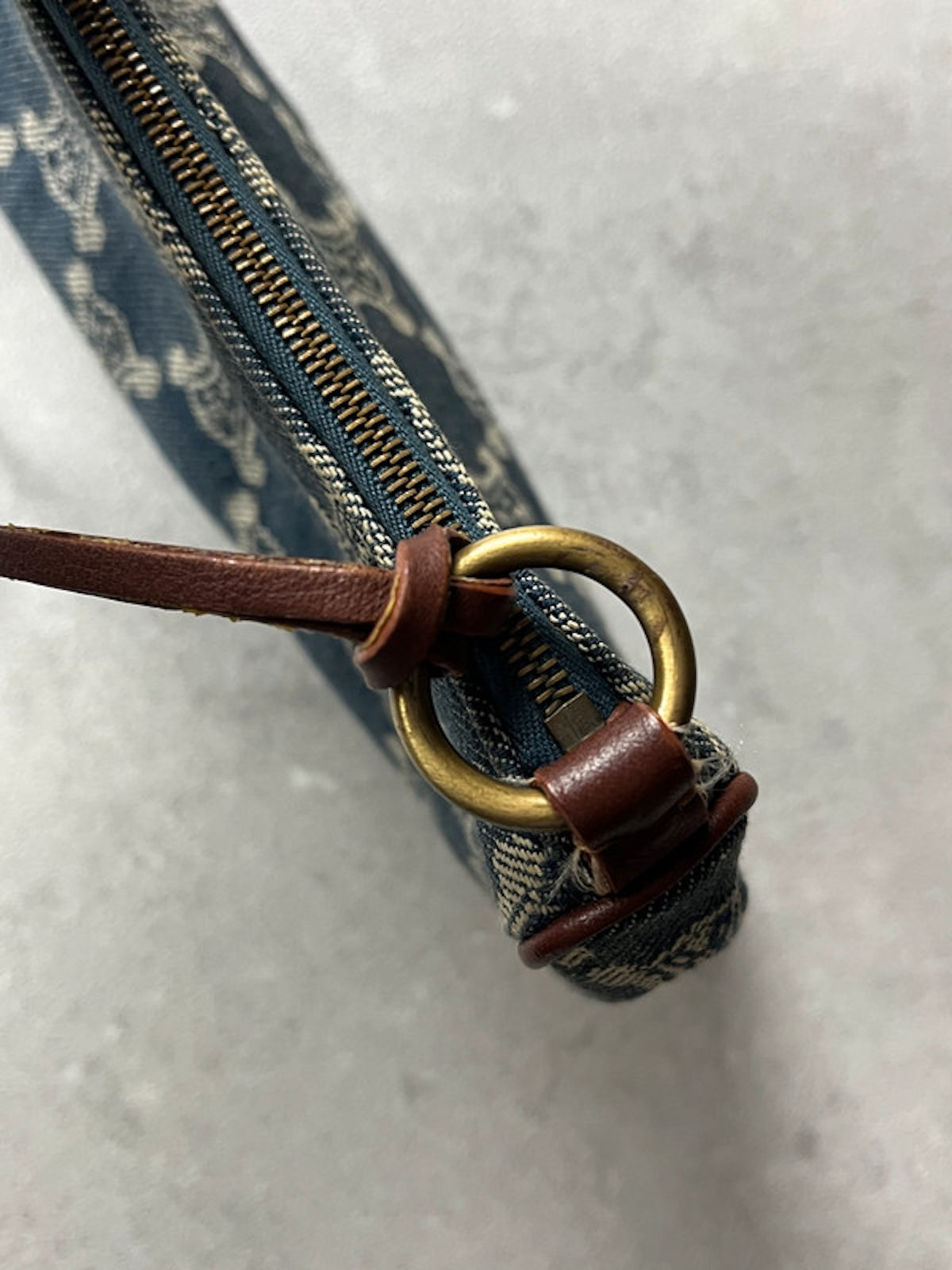 Céline Triumph Clutch Vintage