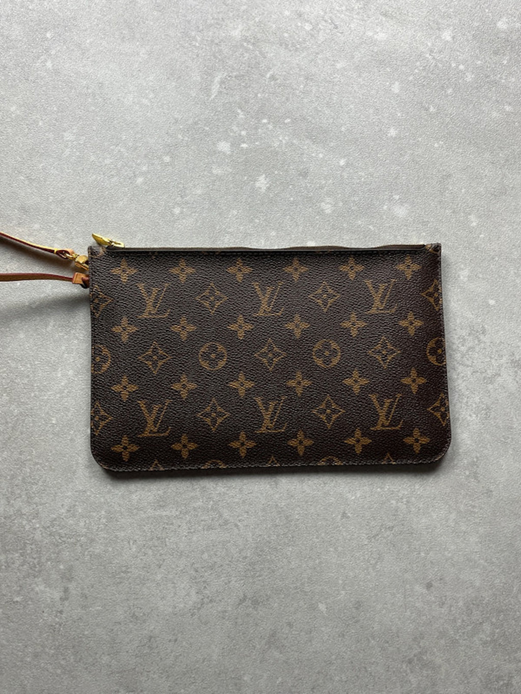 Louis Vuitton Neverfull Monogram Pochette