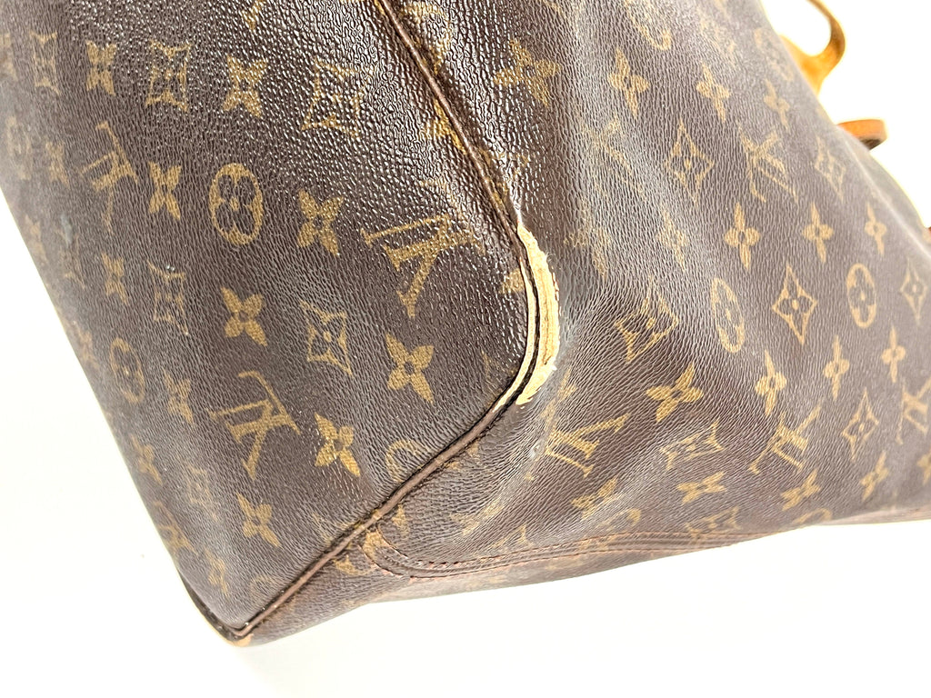 Louis Vuitton Neverfull Shopper