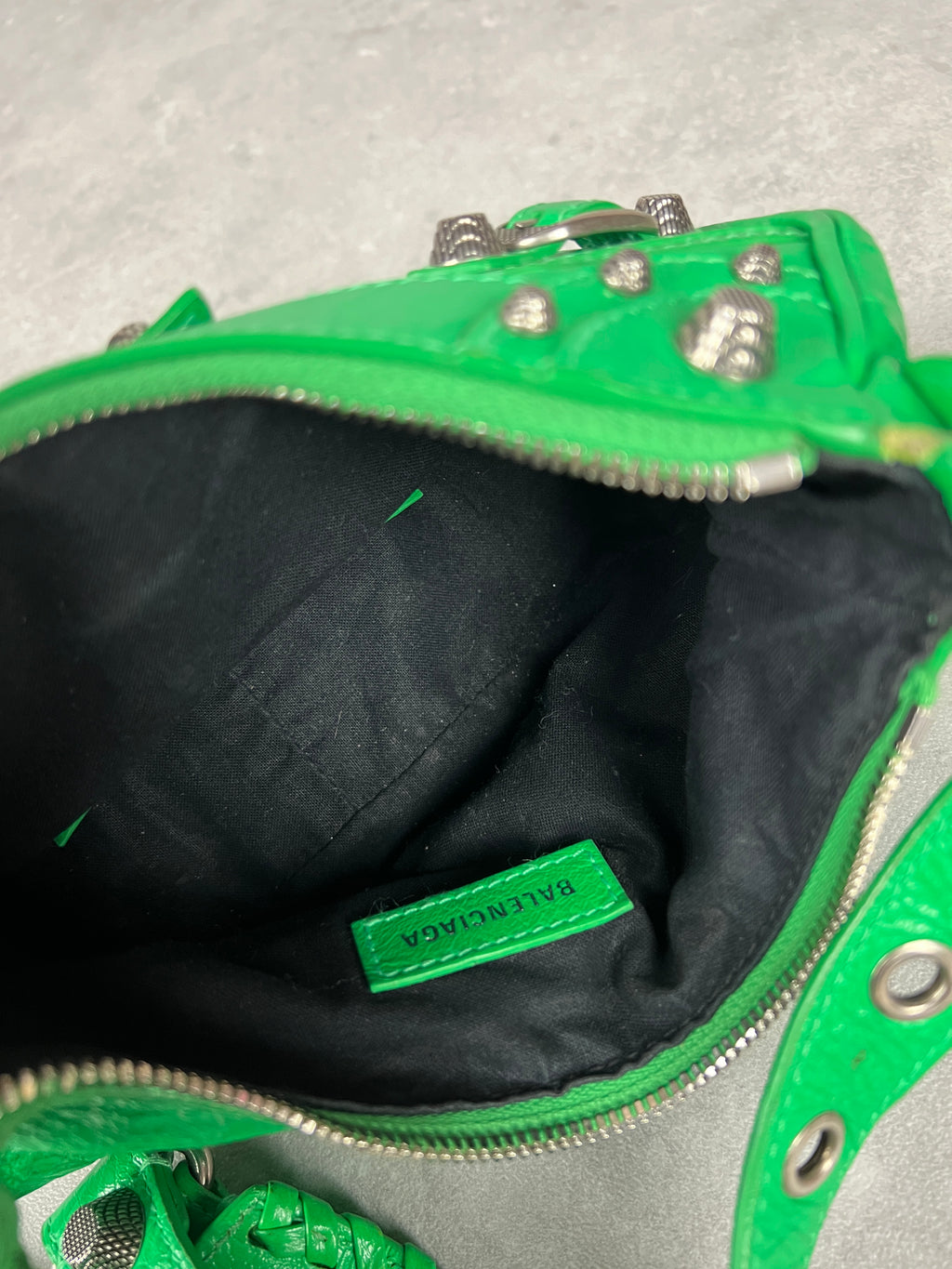 Balenciaga Cagole XS